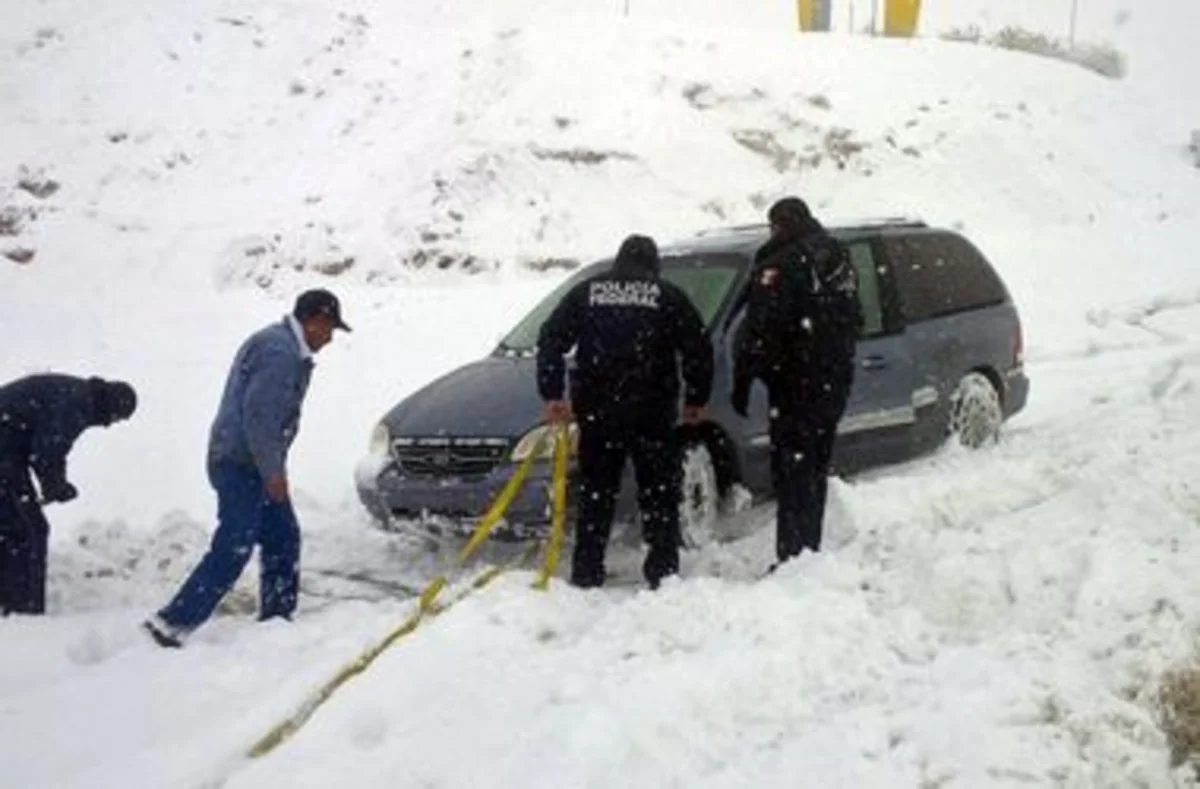 ​Güclü qar və şaxta Meksikanı iflic edib