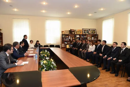 Gənclər və İdman Nazirliyində daimi dövlət qulluqçuları and içib
