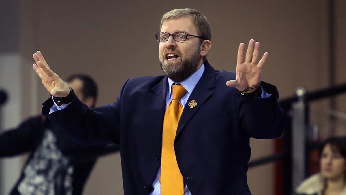 Basketbol üzrə Azərbaycan çempionu baş məşqçisini dəyişib