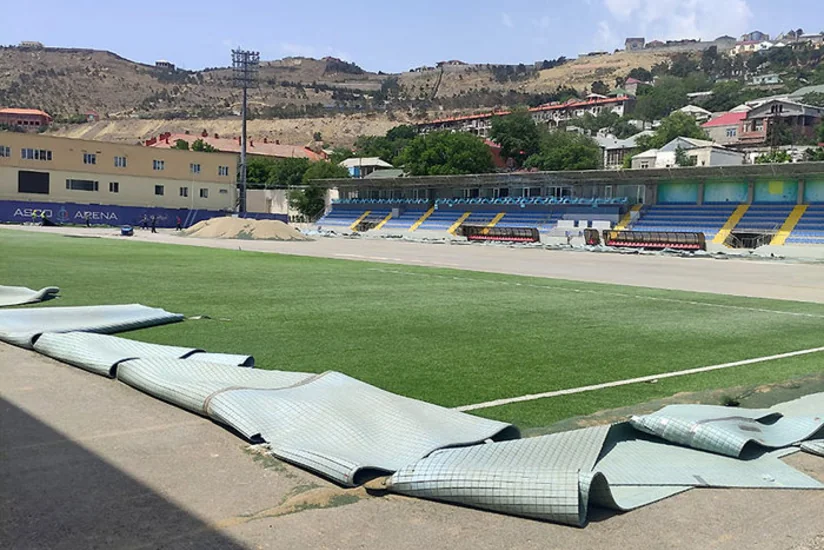 Səbailə məxsus stadionun süni örtüyü dəyişdirilir