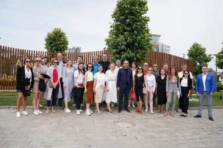 MGIMO tələbələrinin Bakıda səyyar modulu davam edir