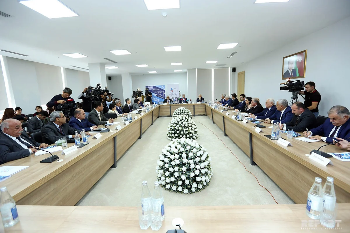 YAP-da “Qarabağ Azərbaycandır” Münaqişənin həlli perspektivləri” mövzusunda dəyirmi masa keçirilib