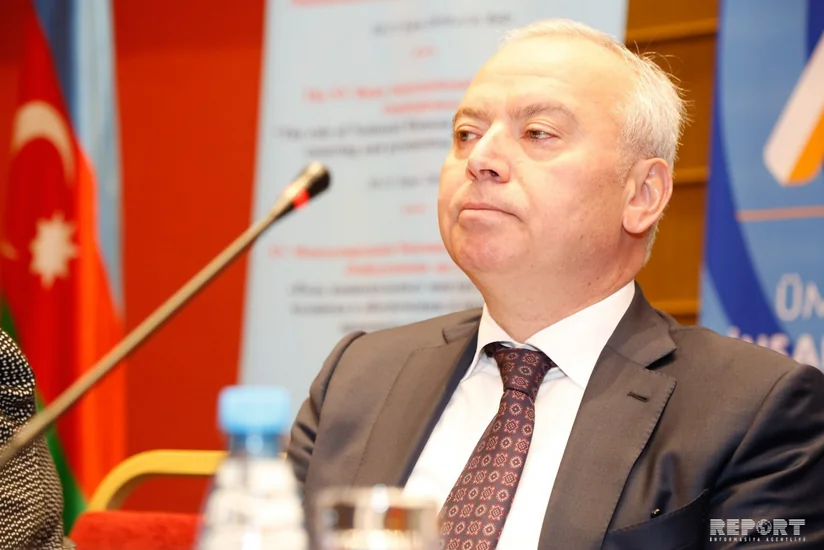 Fərhad Abdullayev Konstitusiya Məhkəməsi Plenumunun ipoteka kreditləri ilə bağlı qərarını şərh edib