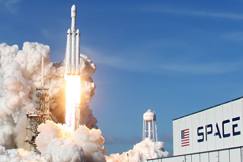 SpaceX запустила ракету с четырьмя космическими туристами