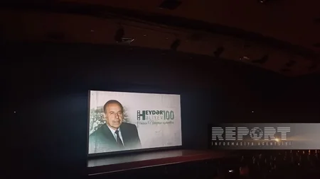 Naxçıvanda Ümummilli Lider Heydər Əliyevin xatirəsi yad olunub
