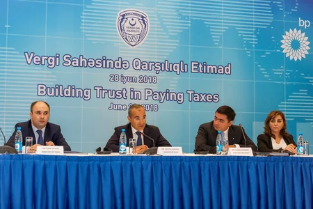 Bakıda “Vergi sahəsində qarşılıqlı etimad” mövzusunda dəyirmi masa keçirilib