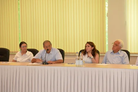 ​Heydər Əliyev Fondunun “Regional İnkişaf” İctimai Birliyi Yevlax və Şəkidə sakinlərlə görüşlər keçirib