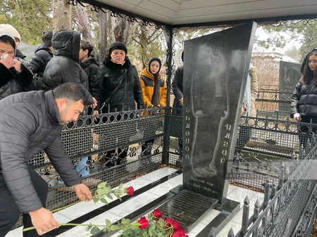 Gürcüstanda 20 Yanvar şəhidinin məzarı ziyarət olunub