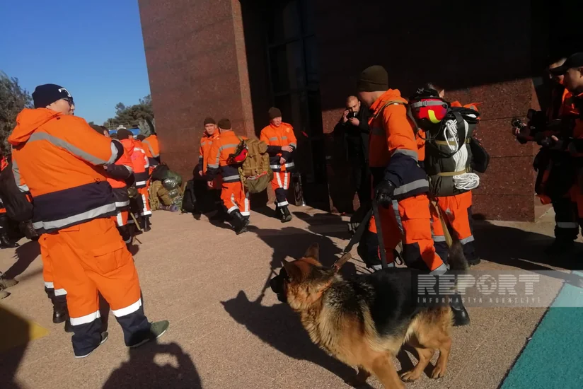 REPORTAGE from airport receiving aid and rescuers in Turkiye