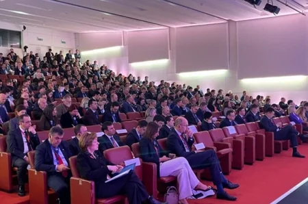 Bakı Limanının genişləndirilməsi strategiyası Brüsseldə təqdim edilib