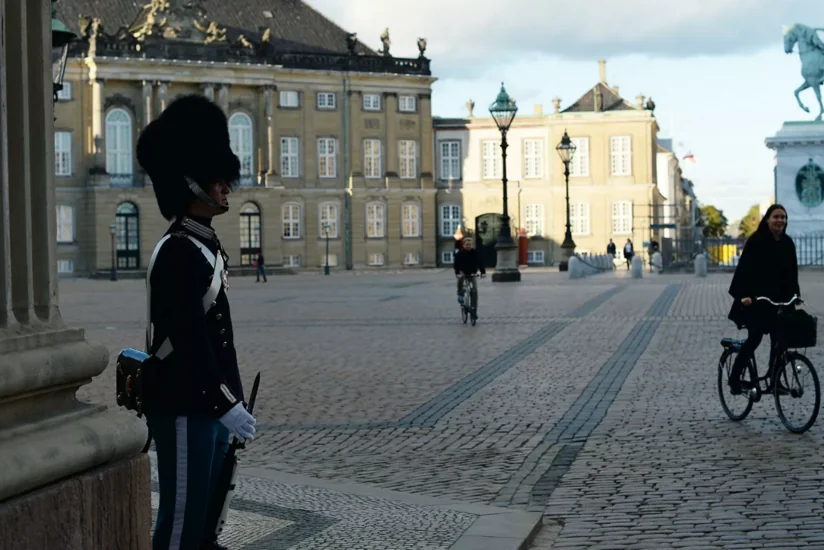 Дания намерена ввести цифровые корона-паспорта