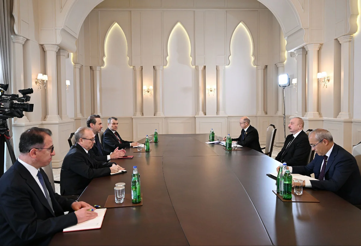 President Ilham Aliyev receives Turkish Minister of Energy and Natural Resources