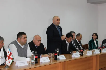 Diasporla İş üzrə Dövlət Komitəsinin sədri Gürcüstan azərbaycanlılarını narahat edən problemləri dinləyib