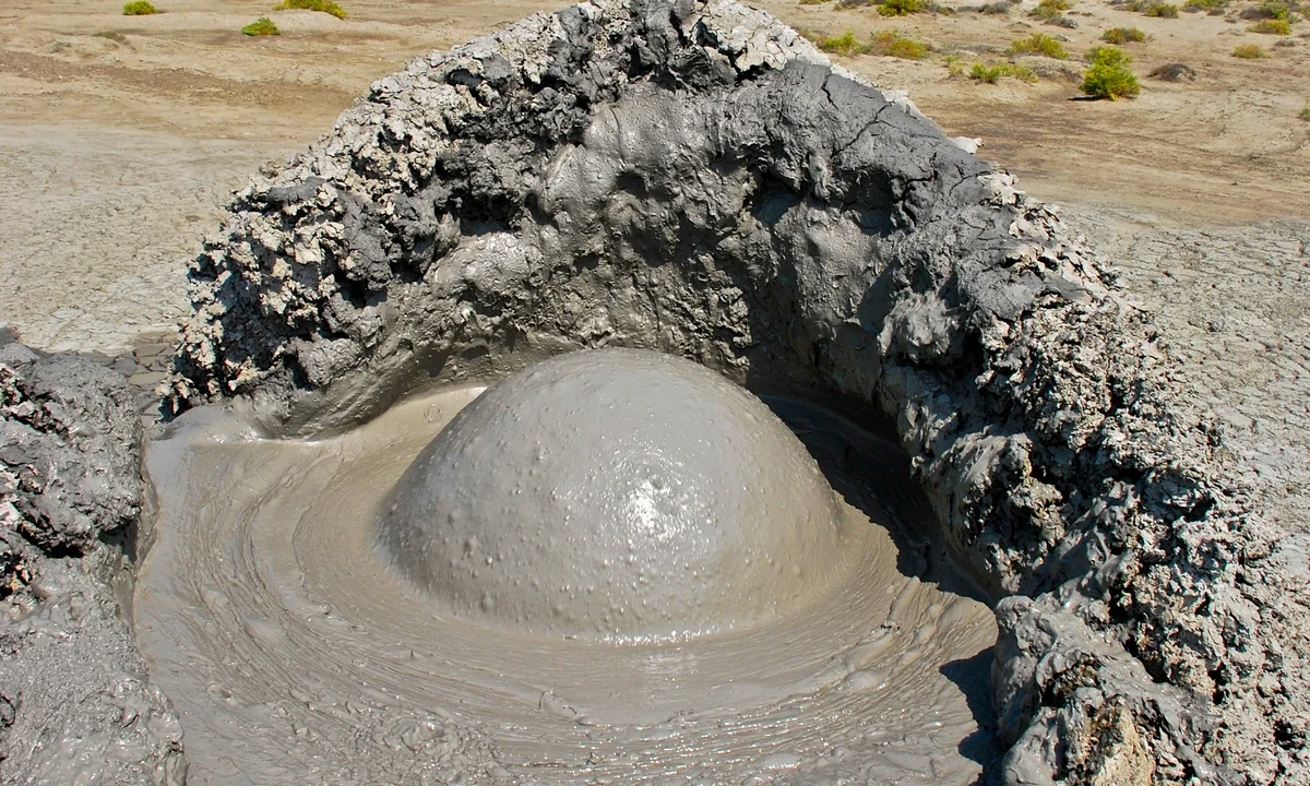 Employees of the Institute of Geology and Geophysics have gone to the volcanic eruptive area