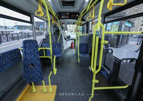 В Баку ввозят новые автобусы