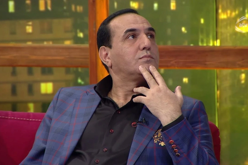 Manaf Ağayev polisə çağırılıb, müğənni üzr istəyib