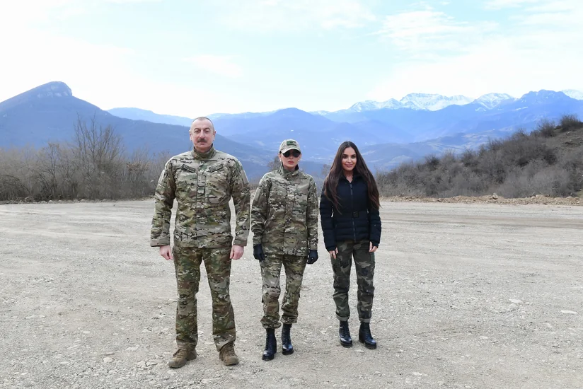 Ильхам Алиев, Мехрибан Алиева и члены их семьи посетили Шушу