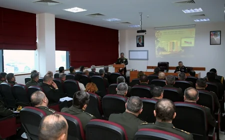 Zakir Hasanov met with leadership of medical service of Azerbaijani Armed Forces