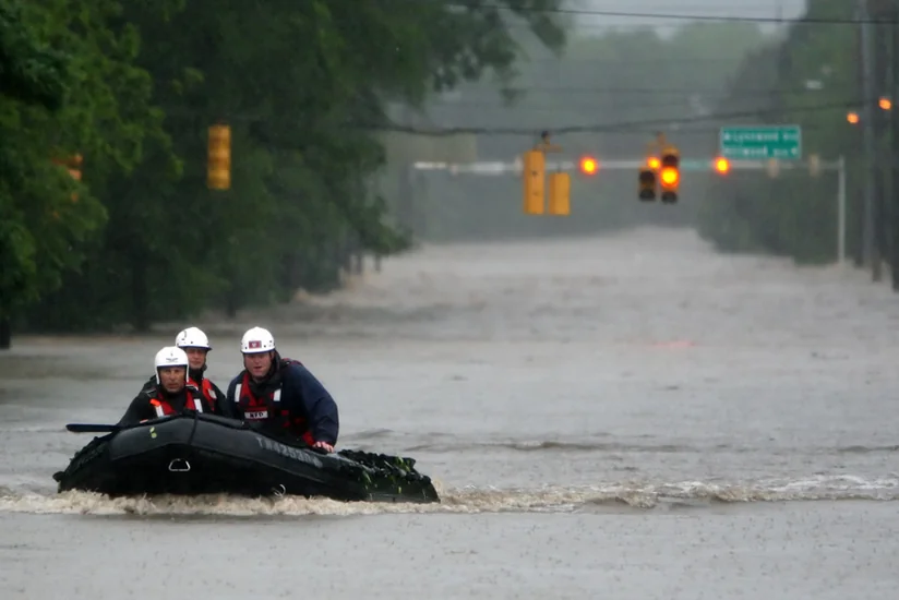 ​ABŞ-da daşqınlar nəticəsində ölənlərin sayı 18 nəfərə çatıb - YENİLƏNİB
