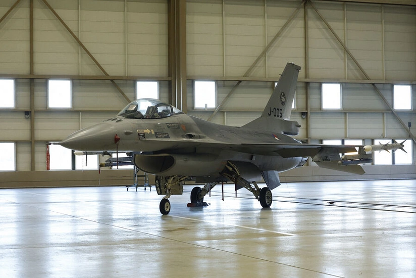 Ukrayna Danimarkadan 19 ədəd “F-16” qırıcısı alacaq