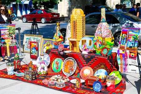 Gəncədə sərgi-satış yarmarkası keçirilib