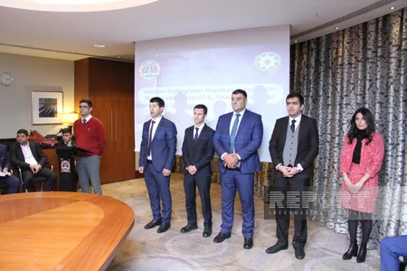Vəkillər Kollegiyası Rəyasət Heyətinin yeni tərkibdə ilk iclası keçirilib
