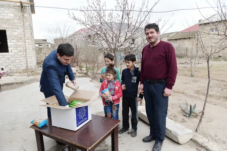 Heydər Əliyev Fondu ünvanlı sosial yardım alan ailələrə Novruz sovqatları paylayıb
