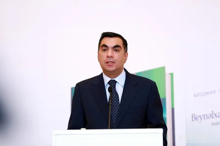 BP-Azerbaijan iqtisadiyyat sahəsində üç kitabı Azərbaycan dilinə tərcümə etdirib