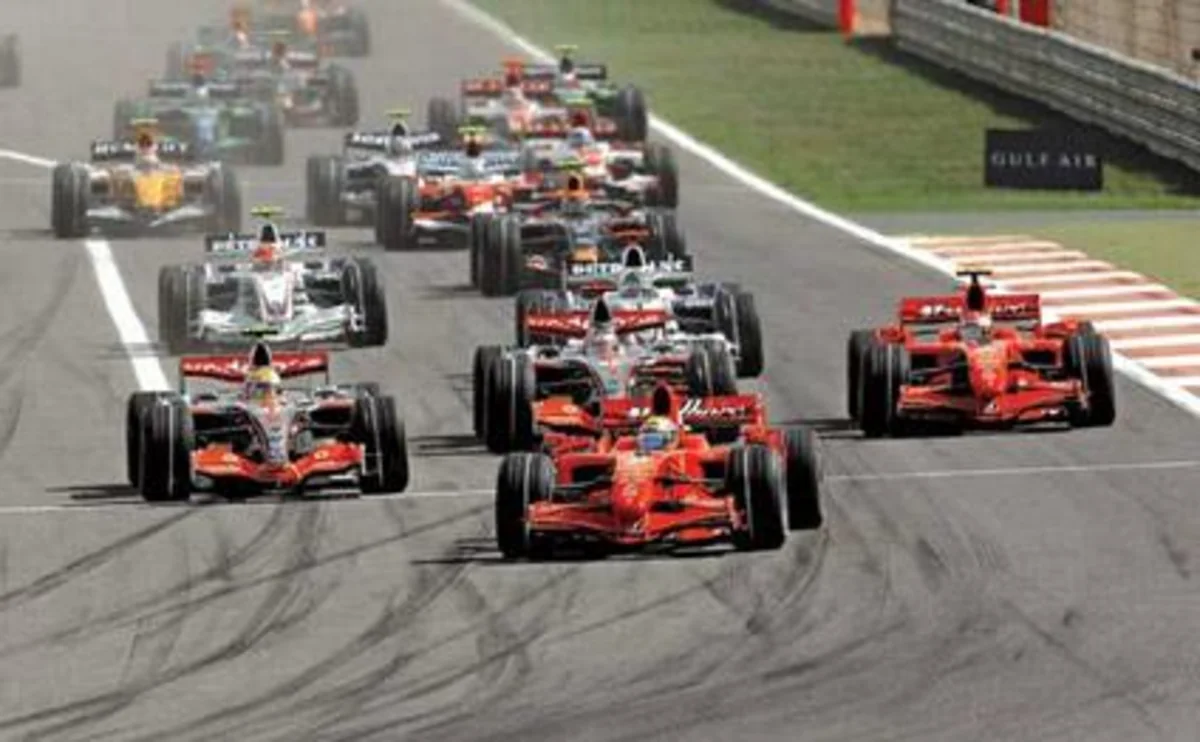 Formula 1 yarışına görə Azərbaycana gələcək əcnəbilər üçün viza prosedurları sadələşdirilir