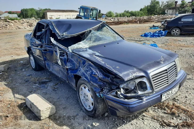 Kürdəmirdə yol qəzası olub, xəsarət alanlar var - VİDEO