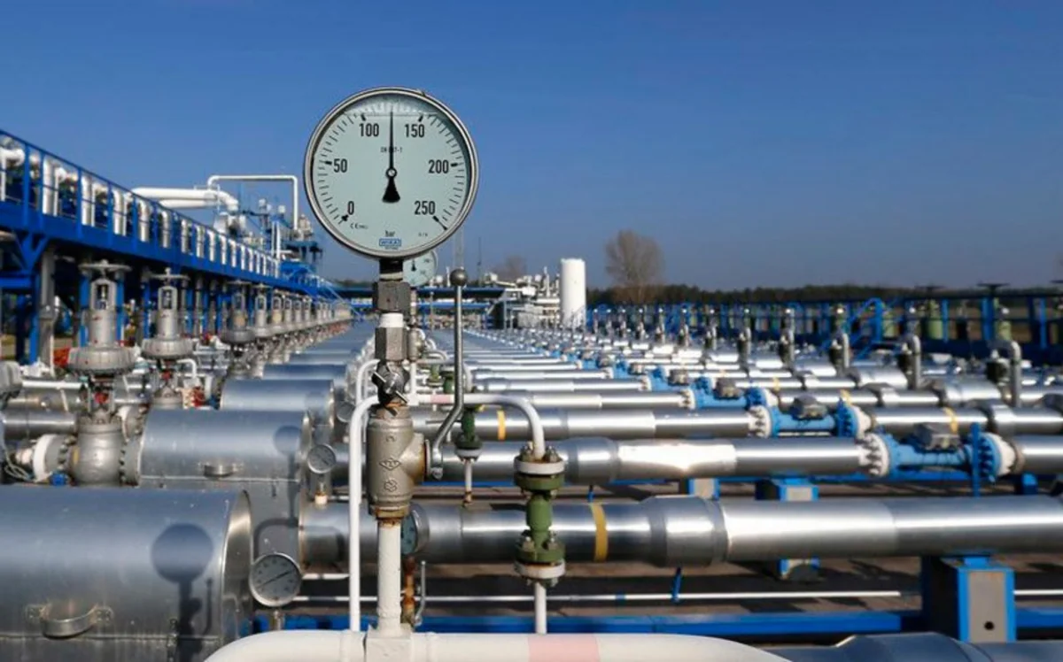 Биржевые цены на газ в Европе закрыли торги вблизи 2 500 долларов