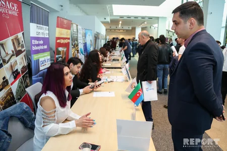 Bakıda “Karyerada ilk addım” devizi altında məşğulluq tədbiri keçirilib