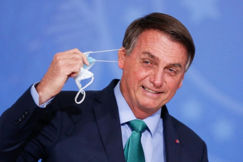 Braziliya Prezidenti COVID-19 pasportlarının tətbiqinə qarşı çıxıb