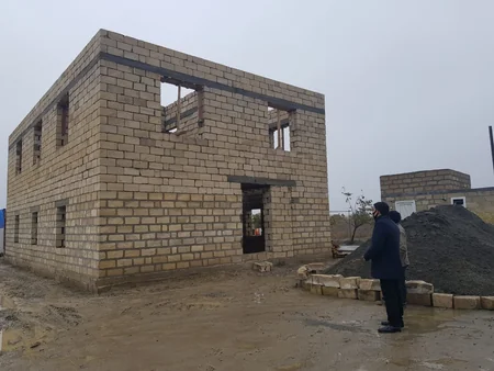 Vətən müharibəsi şəhidinin ailəsinə ev tikilir