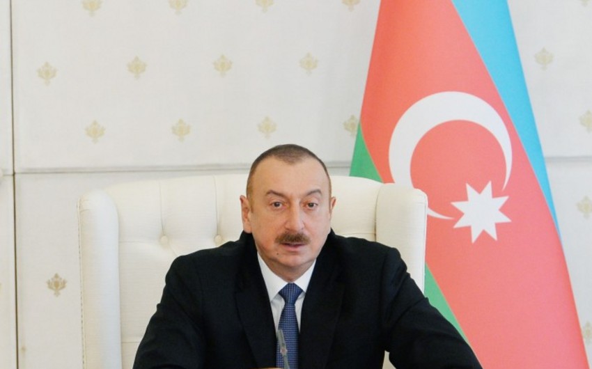 Prezident İlham Əliyev: Biz bundan sonra da ən müasir silah, sursat, texnika alacağıq