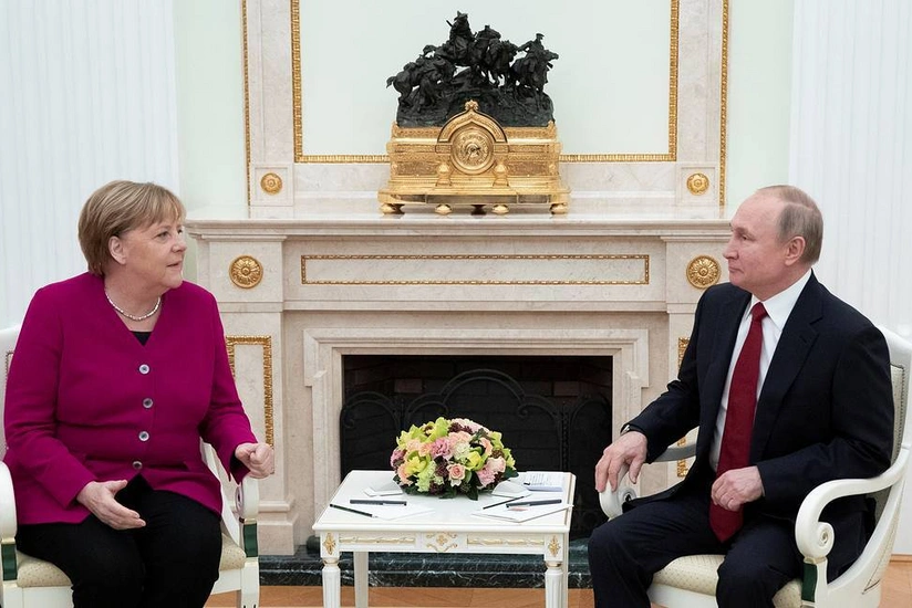 Vladimir Putin: “Yaxın Şərqdəki genişmiqyaslı hərbi münaqişə fəlakətə səbəb olardı”