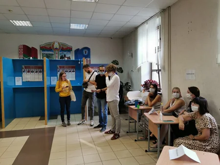 Азербайджанская делегация наблюдает за выборами в Беларуси
