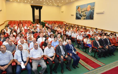 Mingəçevir Dövlət Universitetinin yeni rektoru kollektivə təqdim edilib