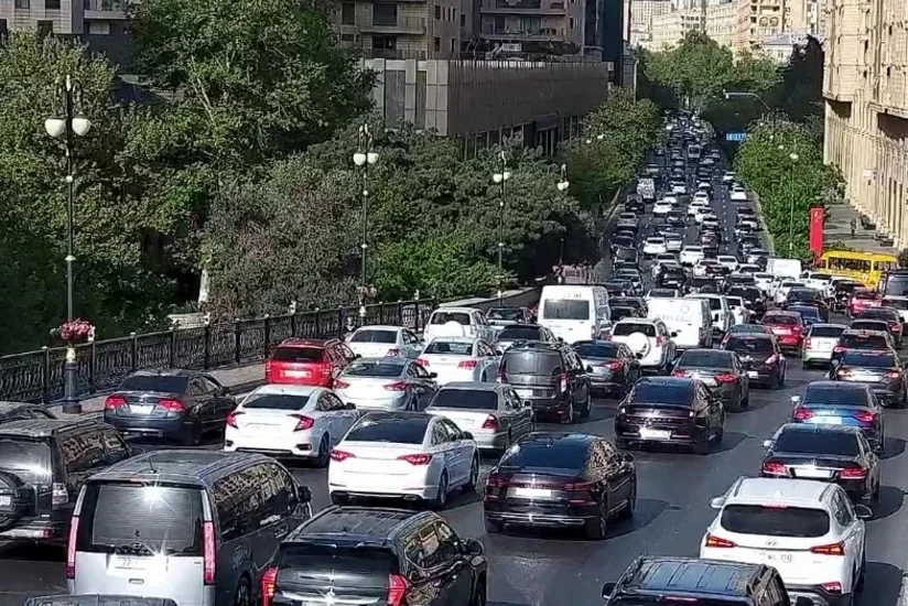 Bakının bir sıra yollarında tıxac müşahidə olunur