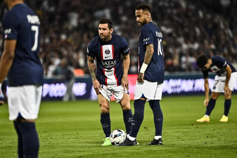 УЕФА завел дело на ПСЖ из-за поведения на матче Лиги чемпионов