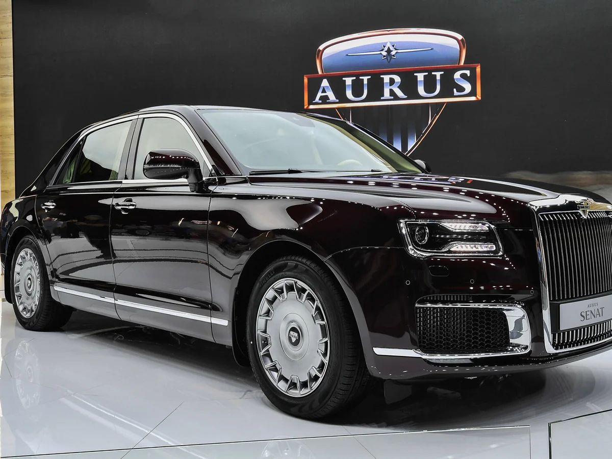 First Aurus cars exported to Azerbaijan