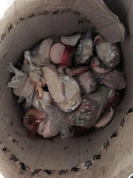 Sumqayıtda kiflənmiş kolbasa şadlıq evlərinə satılıb