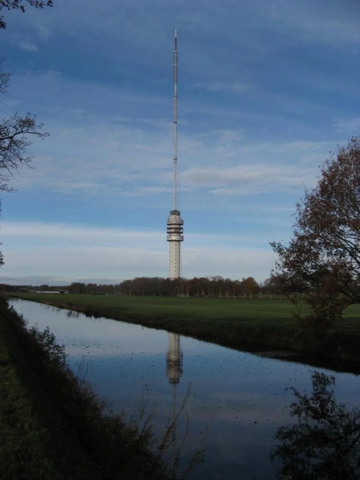 ​Niderlandda mərkəzi kanal silahlı hücum səbəbindən bağlanıb