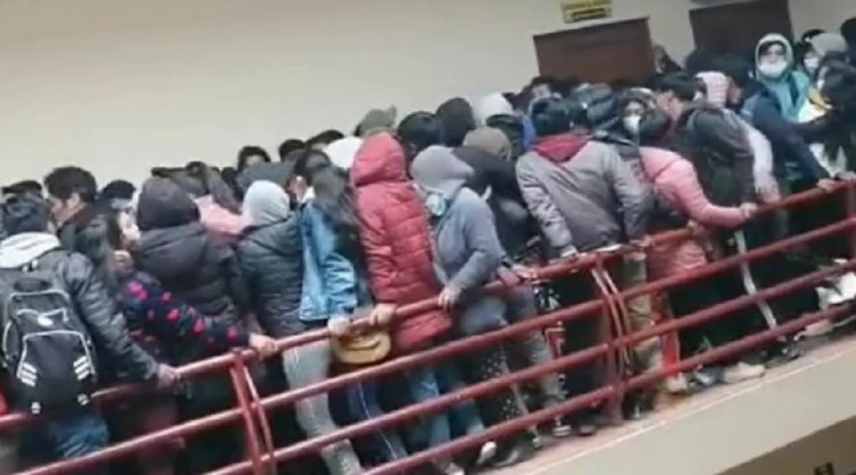 Hindistanda konsert zamanı izdihamda 4 nəfər ölüb, onlarla insan yaralanıb