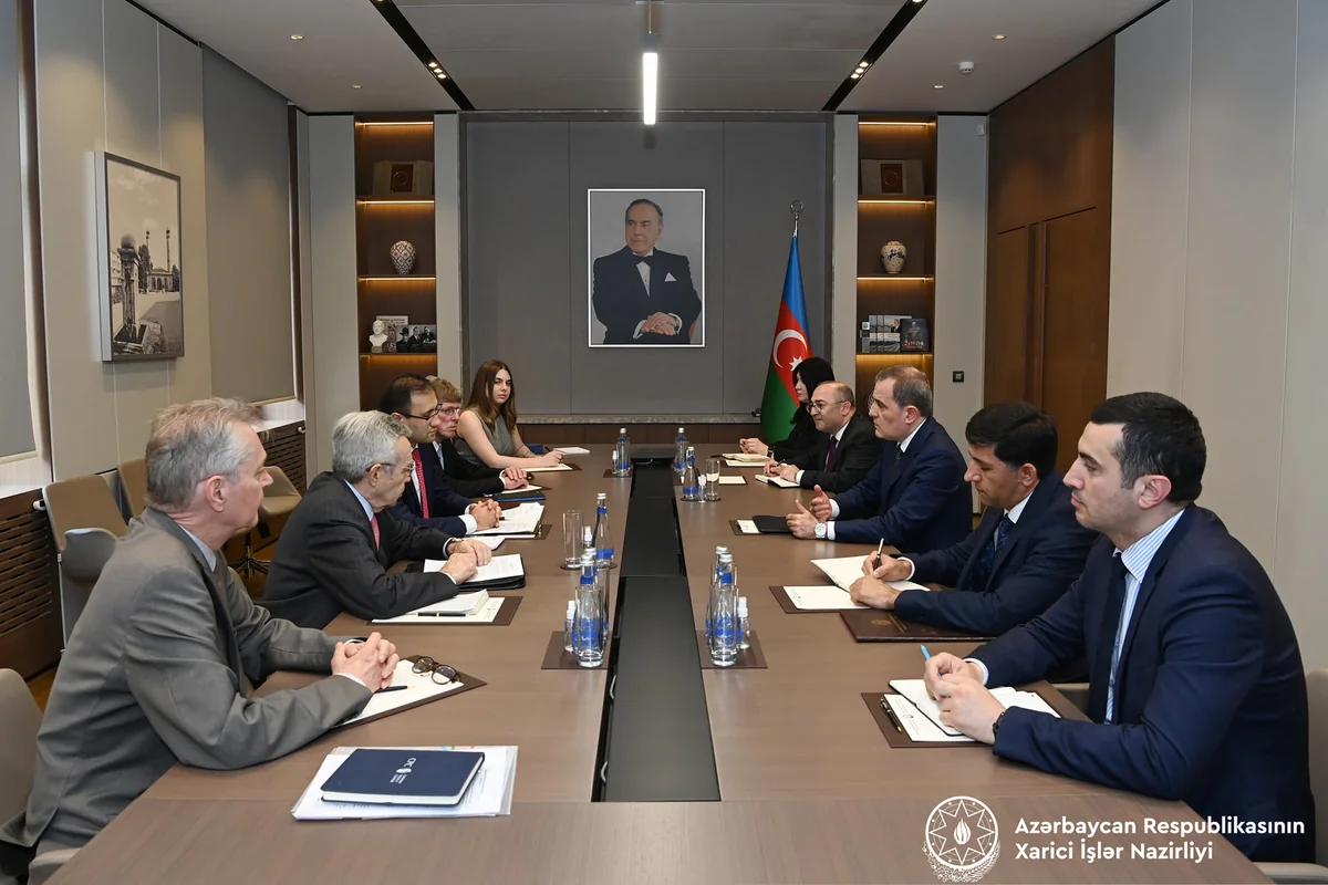 Azerbaijani FM meets with delegation of US Caspian Policy Center 