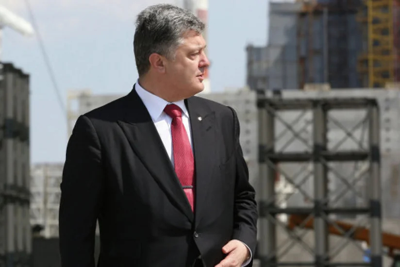 Порошенко: после Минска-2 на Украине установилось псевдоперемирие
