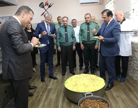 Aşpazlıq kursuna cəlb edilmiş məhkumlara sertifikatlar təqdim edilib