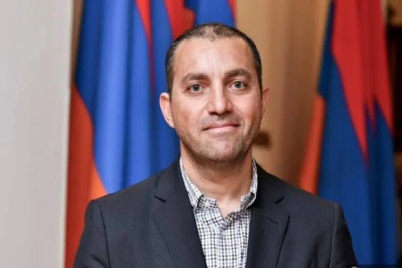 Ermənistanın keçmiş iqtisadiyyat naziri İstintaq Komitəsinə çağırılıb
