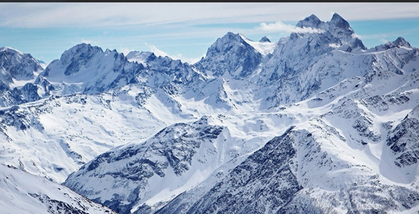 Elbrus dağında iki alpinisti ildırım vurub