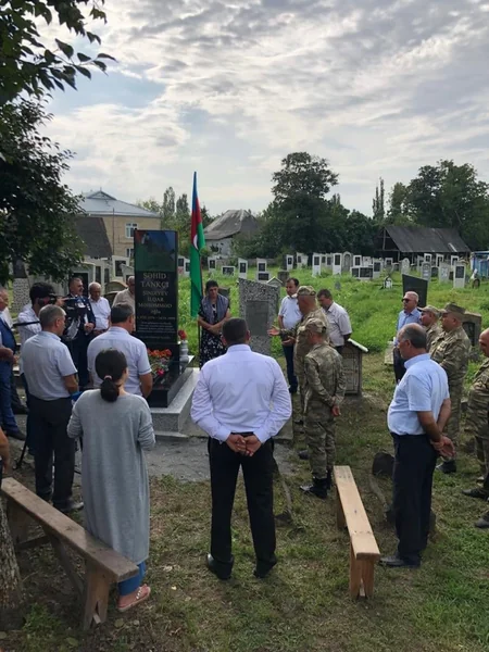 Birinci Qarabağ müharibəsində şəhid olmuş iki tankçımızın məzarı bərpa edilib